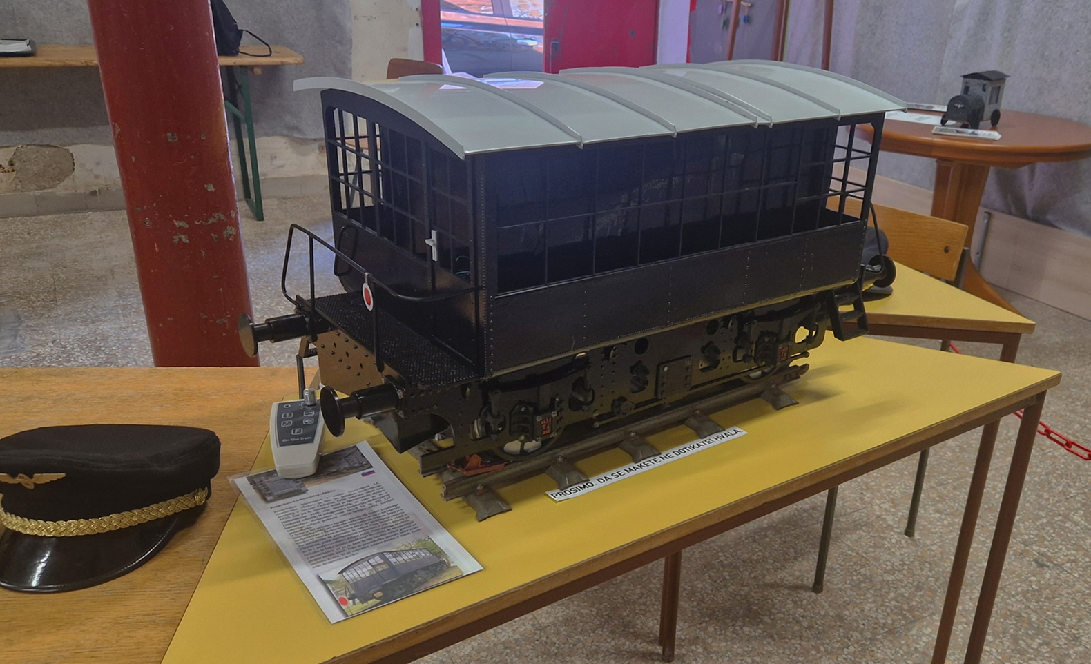 Miniature rail vehicle ‘Šeka’ on display at the Krilato Kolo model club exhibition